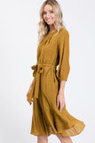 Adorable dress with pockets in mustard