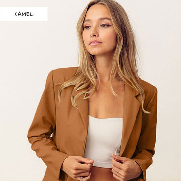 This stunning blazer is on trend and comes in a gorgeous camel color