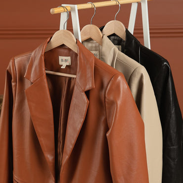 This stunning blazer is on trend and comes in a gorgeous camel color