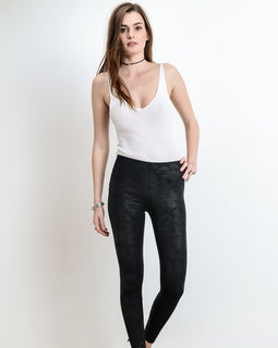 WL black textured leggings